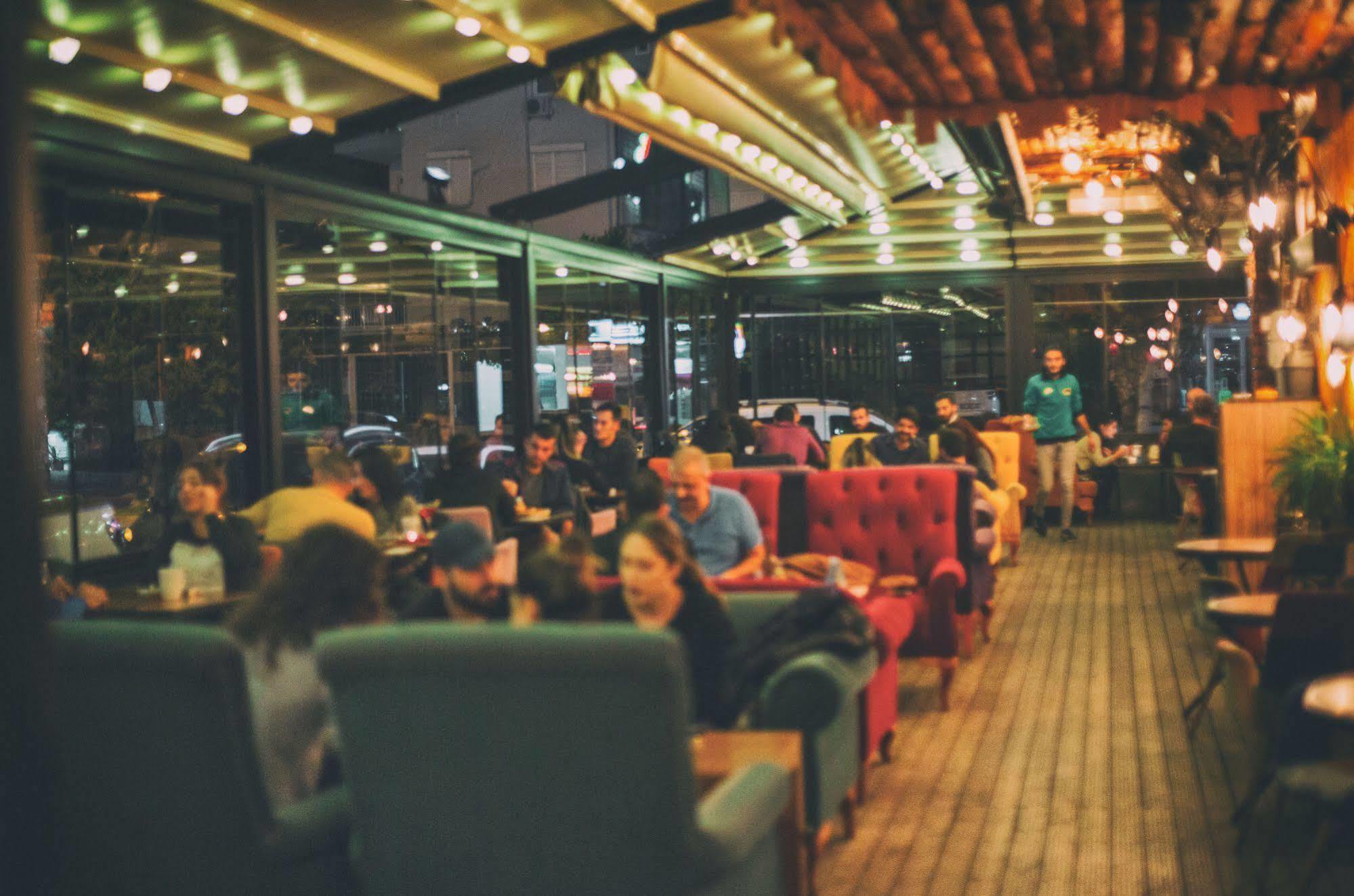 Voswos Garage Coffee Hotel 안탈리아 외부 사진