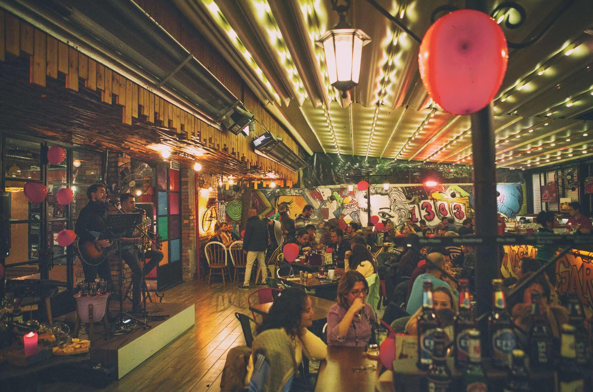 Voswos Garage Coffee Hotel 안탈리아 외부 사진