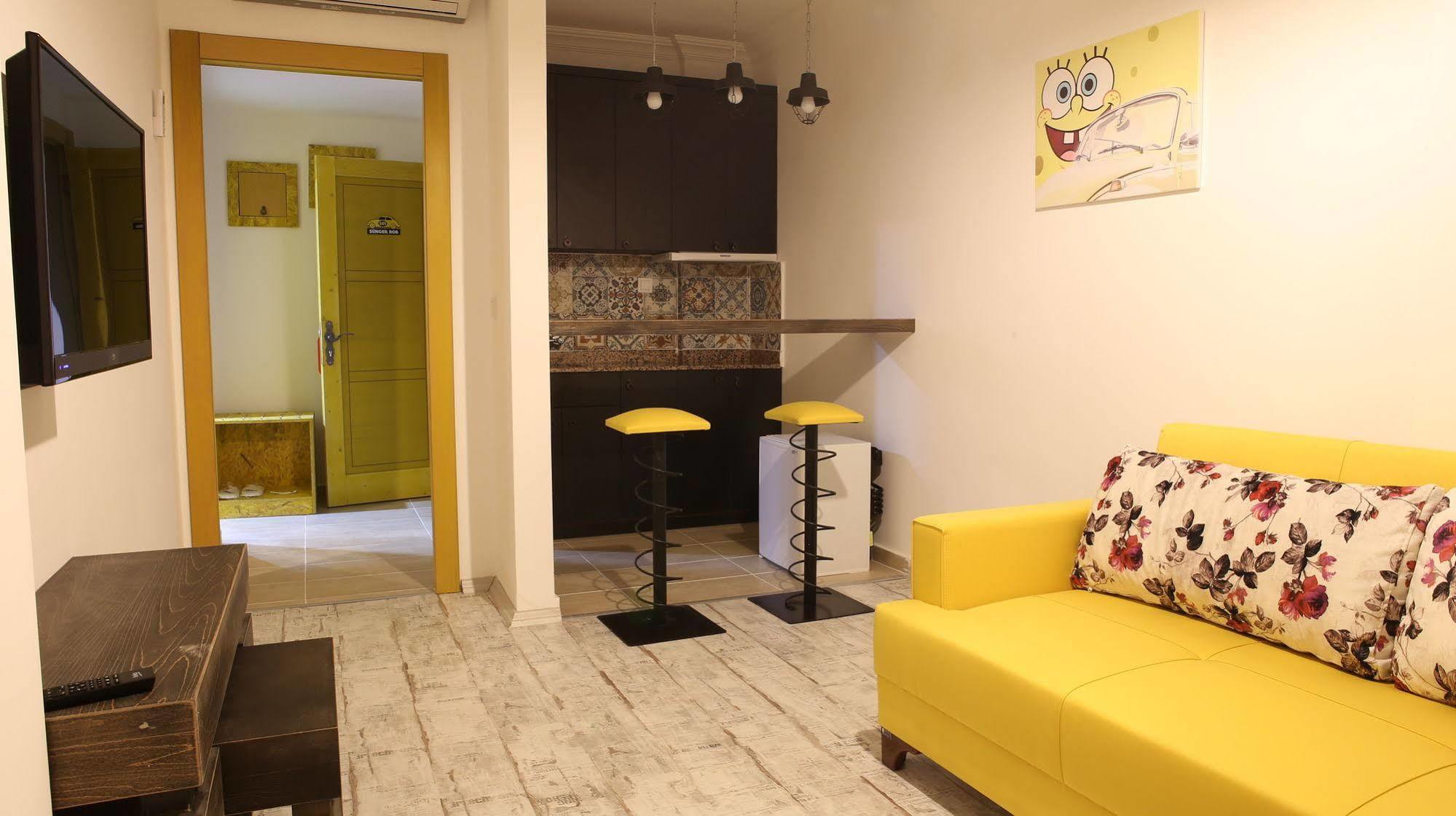 Voswos Garage Coffee Hotel 안탈리아 외부 사진