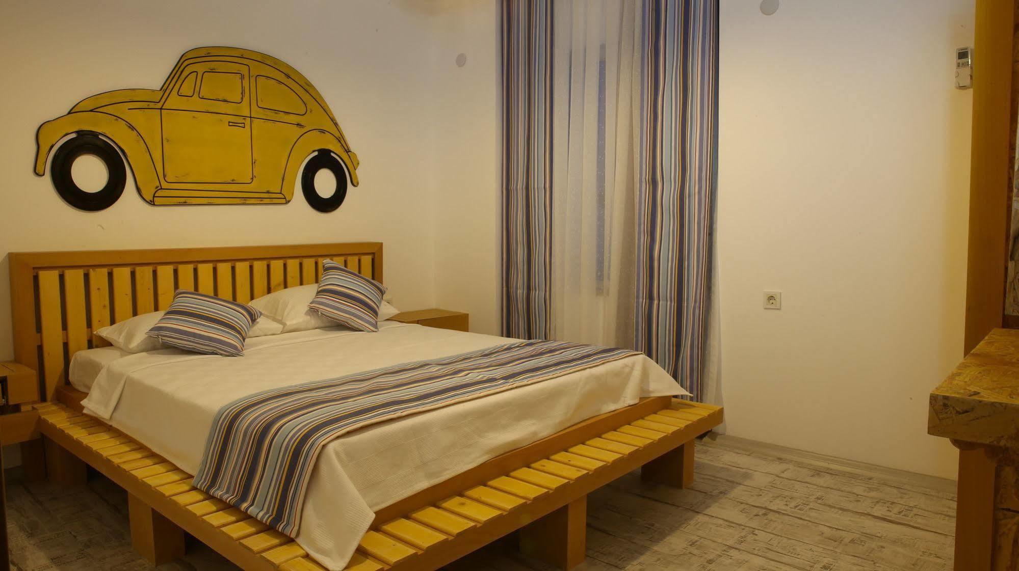 Voswos Garage Coffee Hotel 안탈리아 외부 사진
